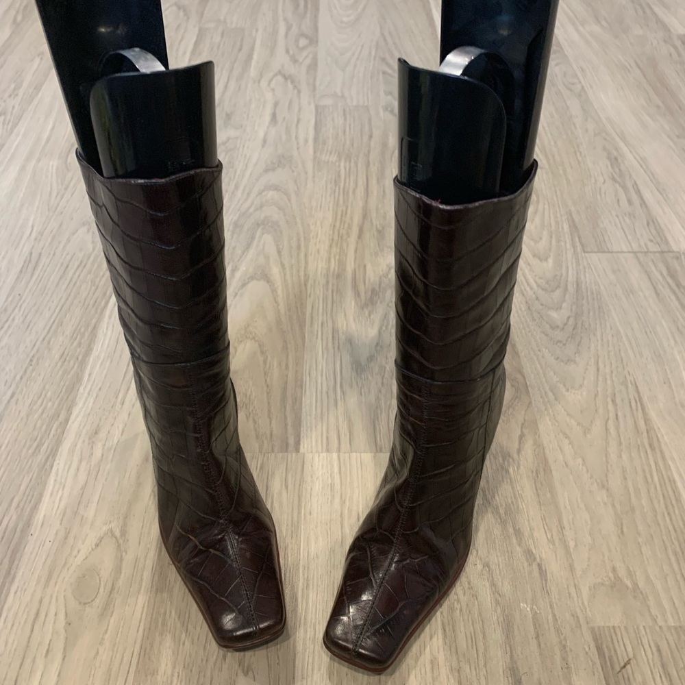 Gama Studios from Italy burgundy